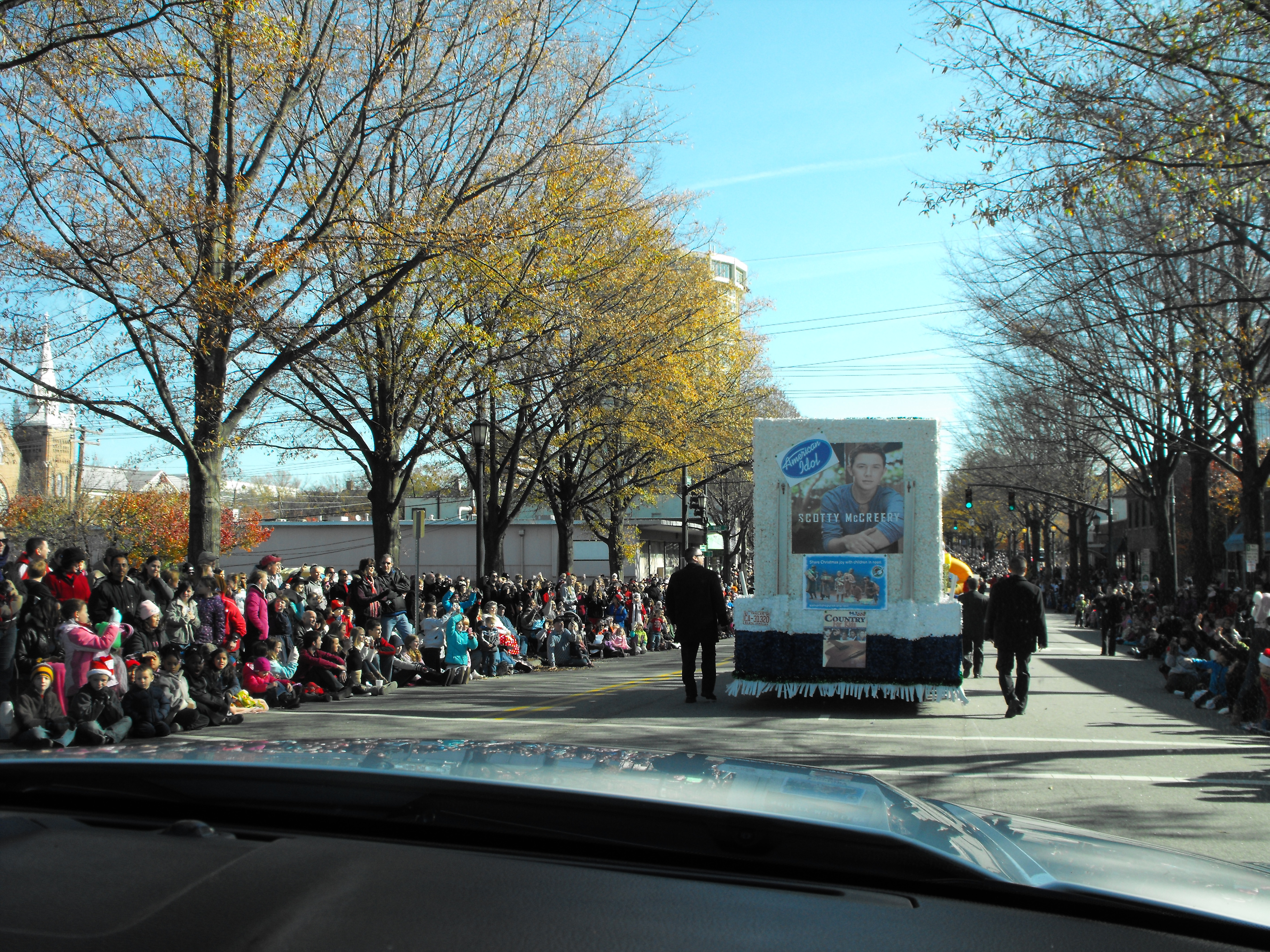 ./2011/Raleigh Christmas Parade/Pt20044.JPG